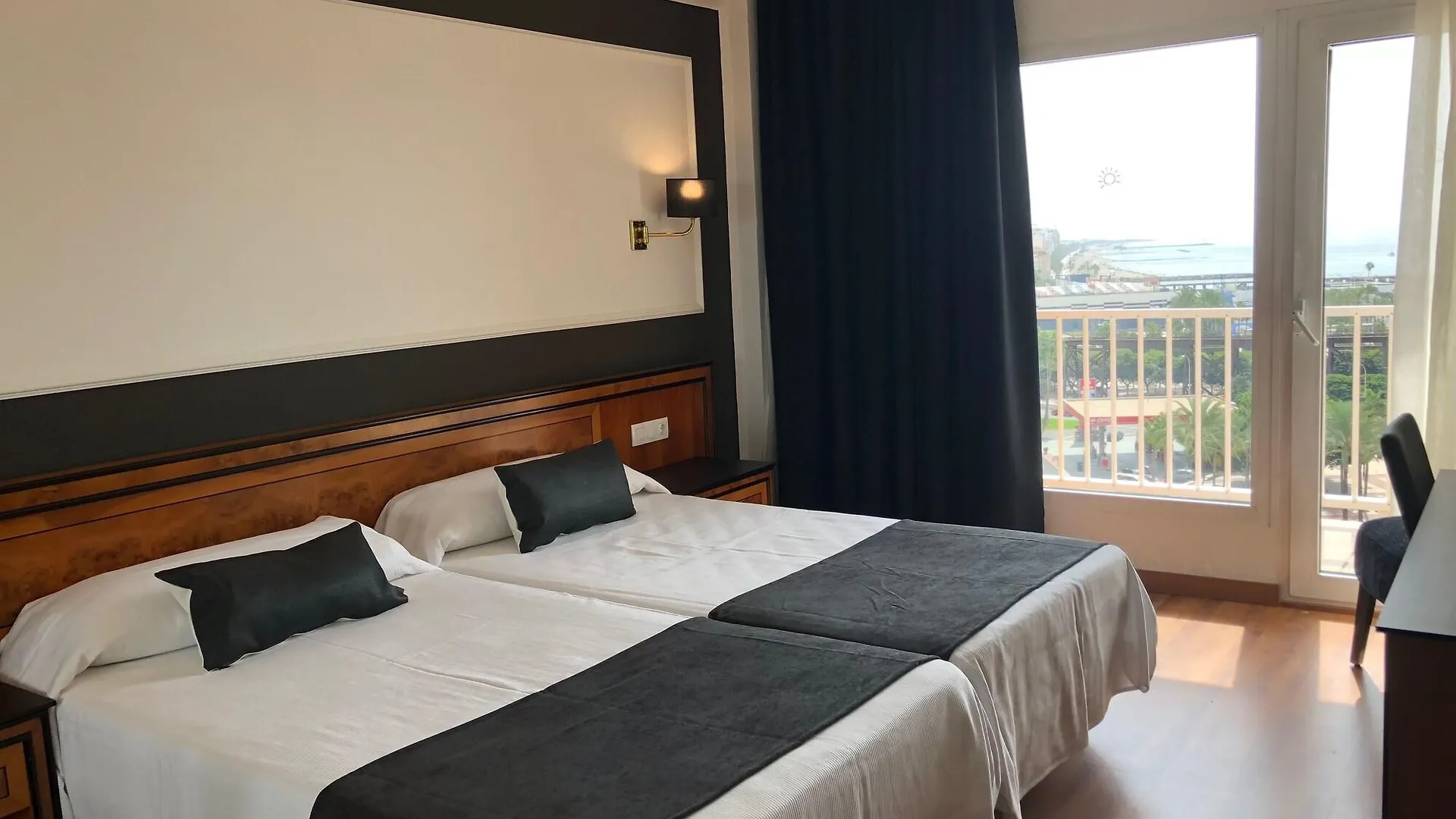 Ohtels Gran Hotel Almeria