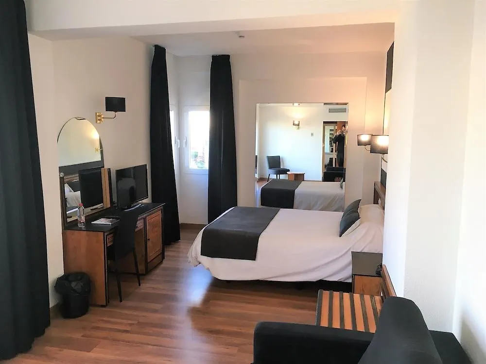 Ohtels Gran Hotel Almeria 4*,