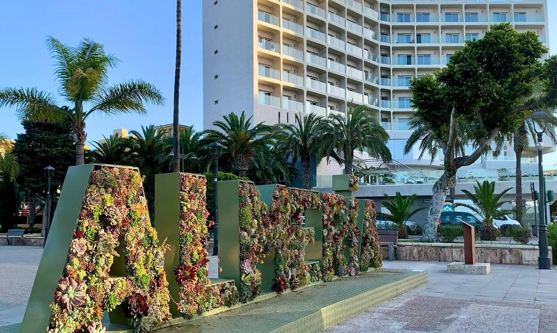 Ohtels Gran Hotel Almeria 4*,