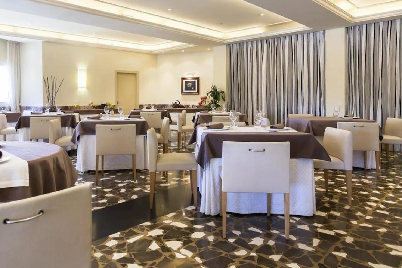Ohtels Gran Hotel Almeria