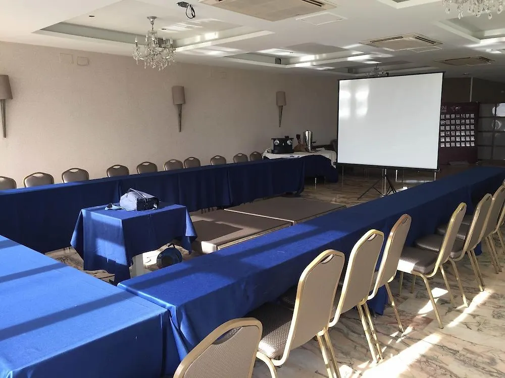 Ohtels Gran Hotel Almería 4*,